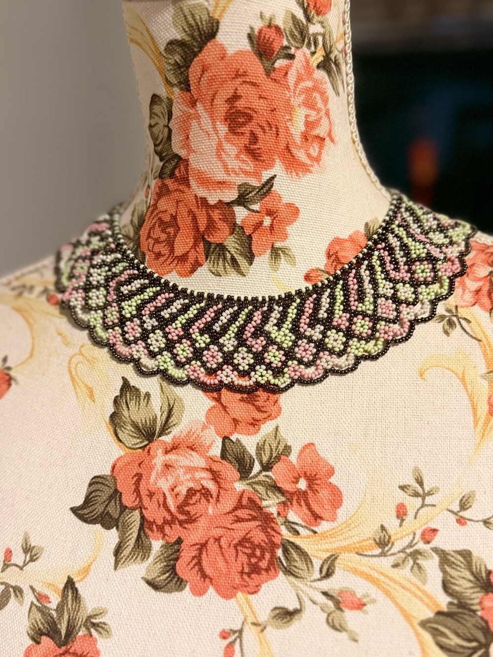 Handmade Ecuadorian beaded collar necklace